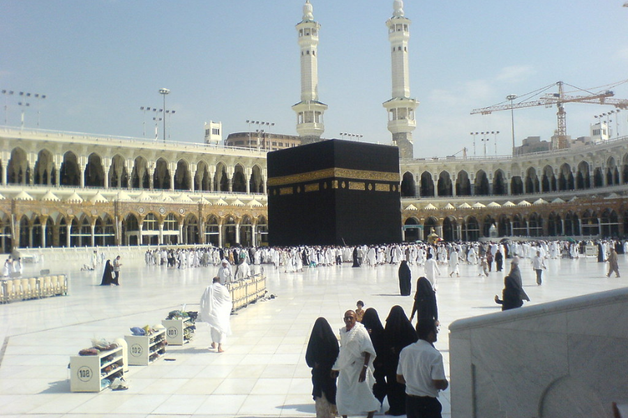 How Does the Demand for Easter Umrah Packages Impact Availability?