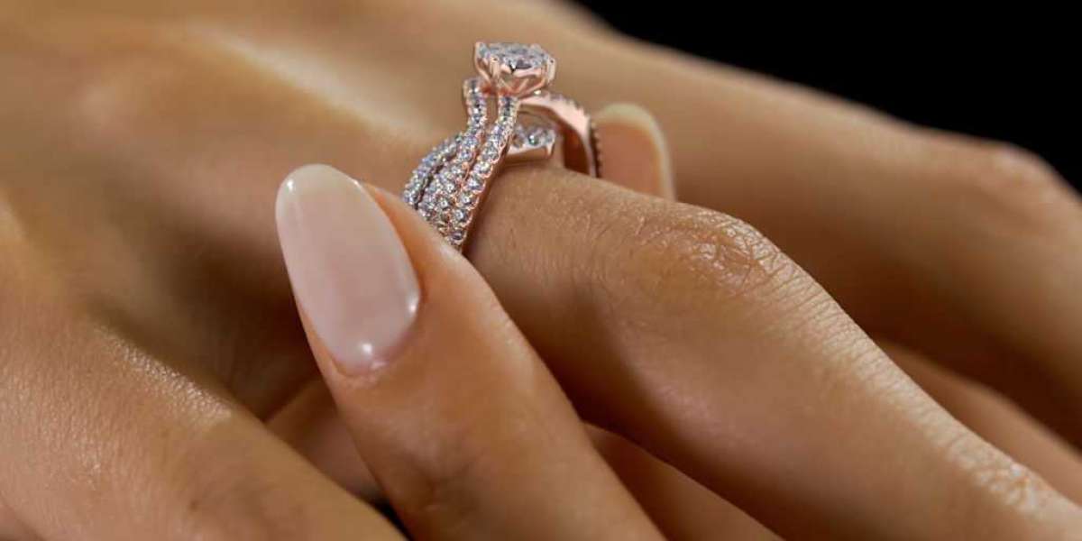 How to Check If Diamond Ring Price Is Fair