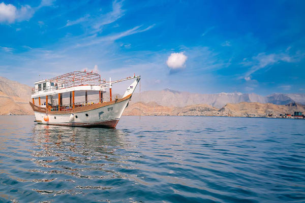 Oman Khasab Camping – An Unforgettable Beach Camping Experience in Musandam